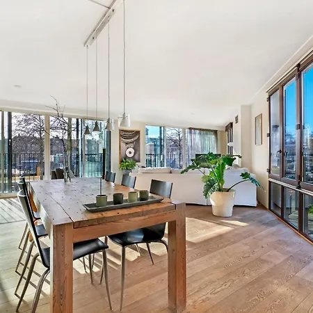 170m2 With Jacuzzi & Steam Bath In Center Of Amszterdam